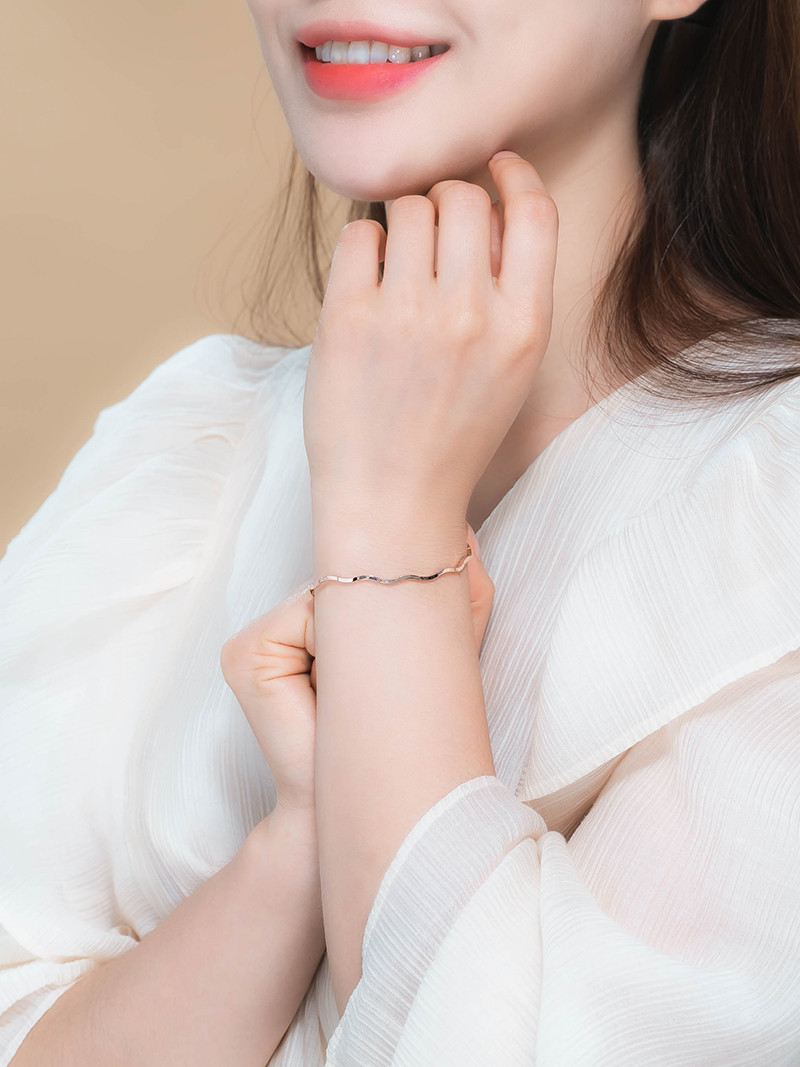 14k 볼드 스네이크 스틱 웨이브 팔찌